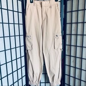 Forever 21 tan high rise cargo jogger pants sz M